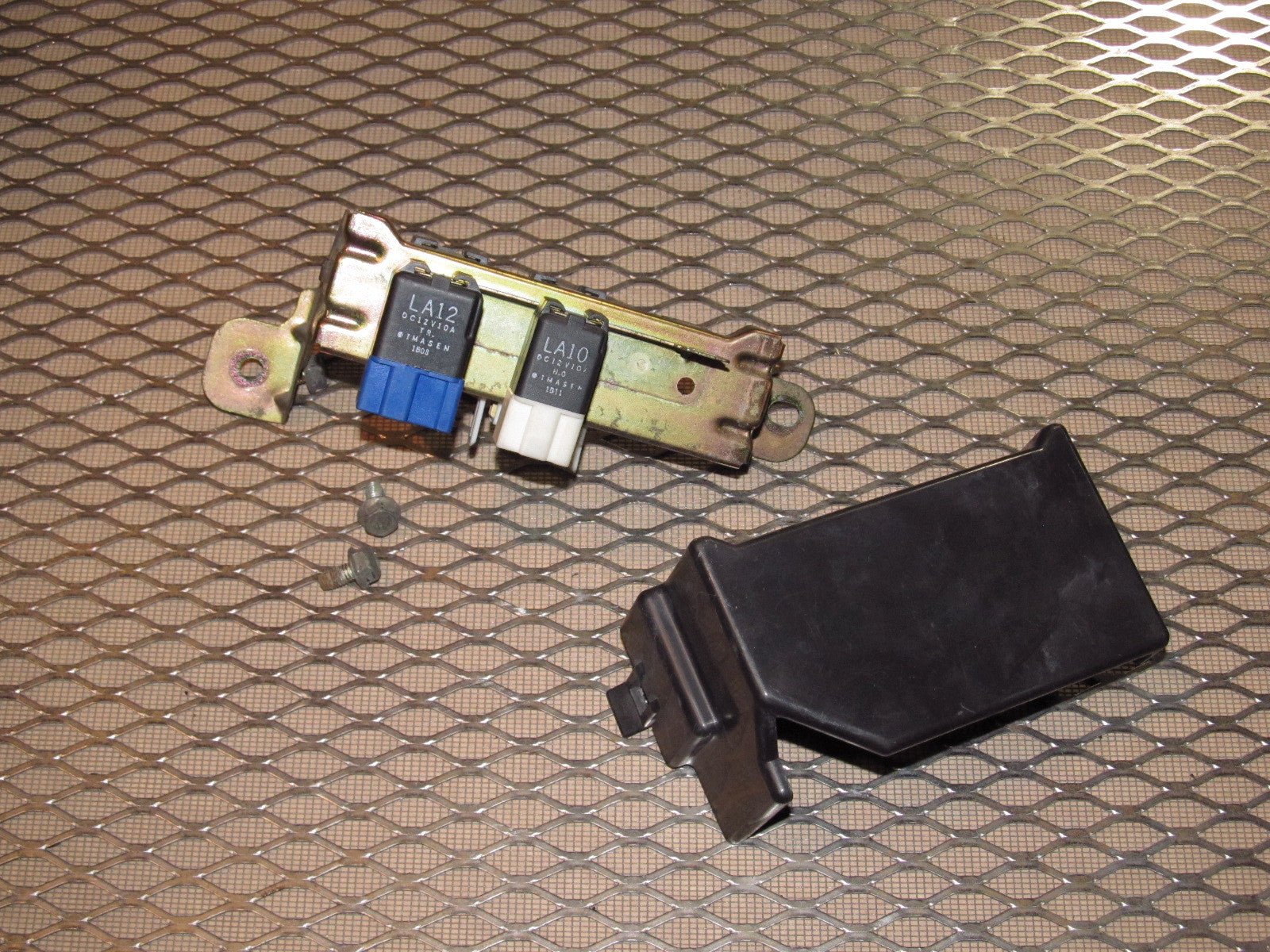 90 91 92 93 Mazda Miata OEM Engine Relay Box