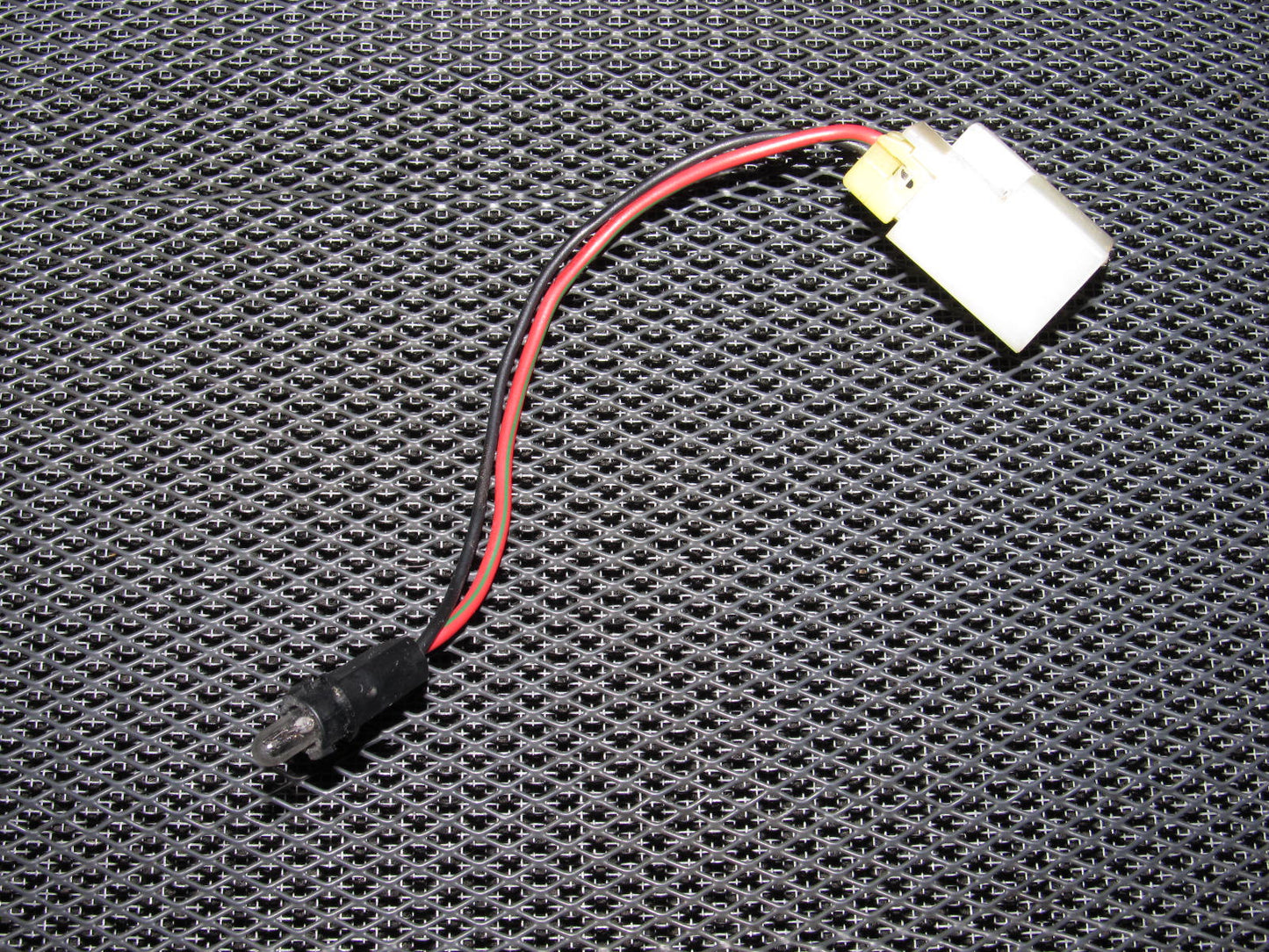 90 91 92 93 94 95 96 Nissan 300zx OEM Console Ash Tray Light