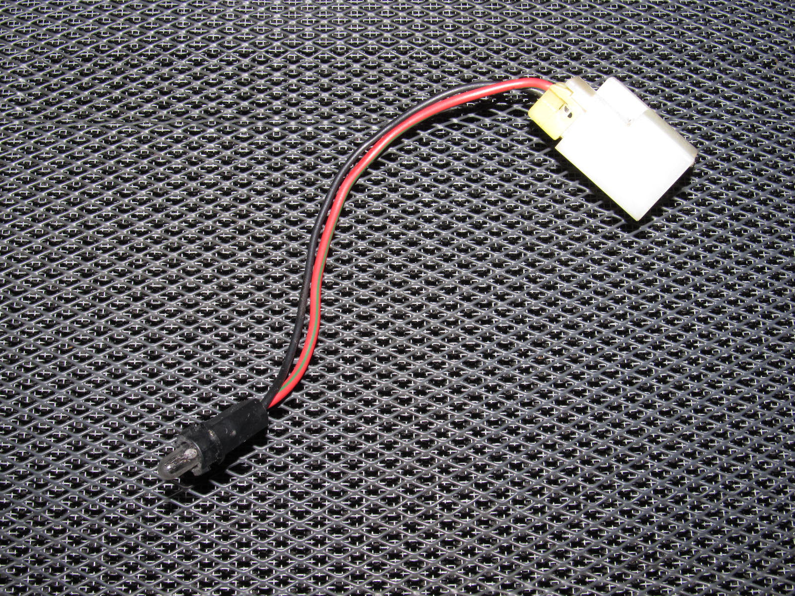 90 91 92 93 94 95 96 Nissan 300zx OEM Console Ash Tray Light