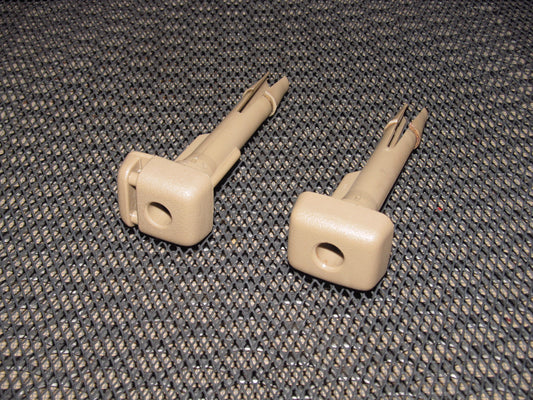 94 95 96 97 Mitsubishi 3000GT OEM Front Seat Head Rest Release Holder - Right