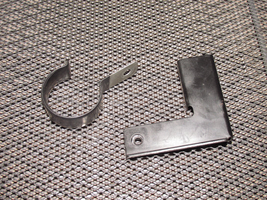 90 91 92 93 94 95 96 Nissan 300zx OEM Lower Radiator Hose Holder Bracket
