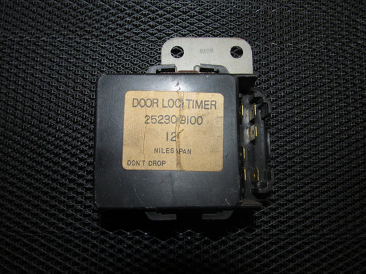 81 82 83 Nissan Datsun 280zx OEM Door Lock Timer Unit