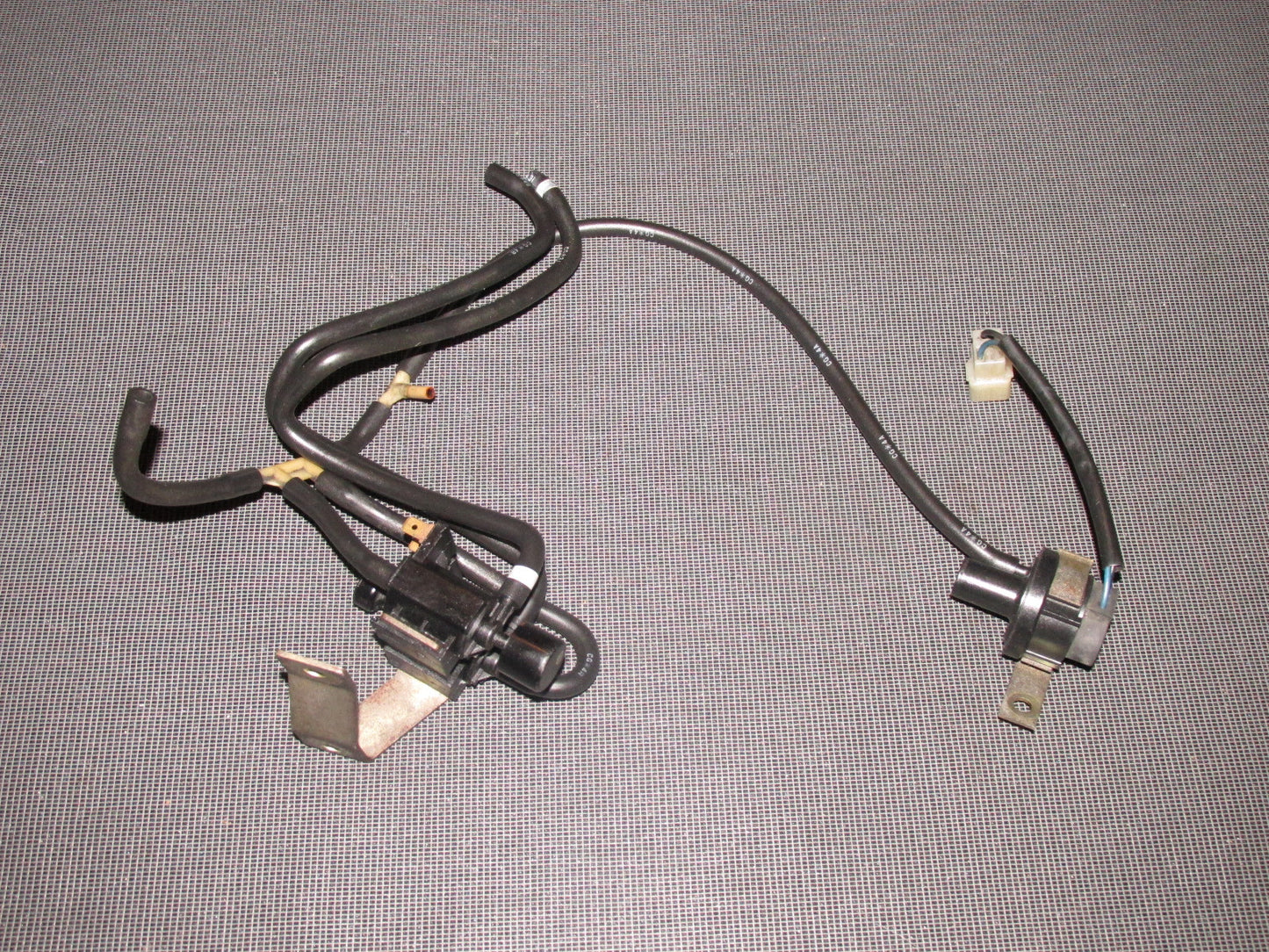 84 85 Mazda RX7 OEM 13B Vacuum VSV Valve Switch