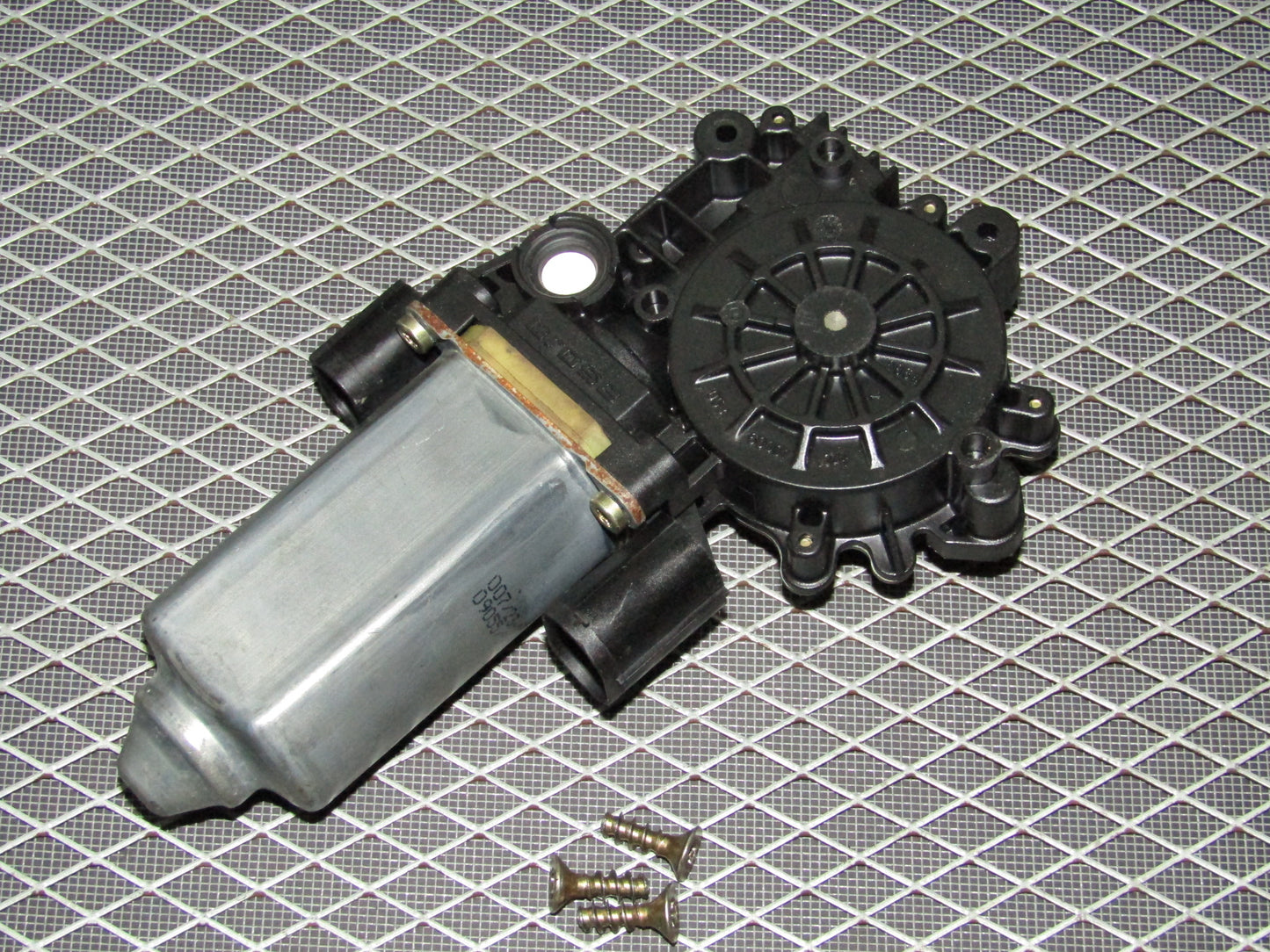 1992-1995 BMW 325 Sedan OEM Window Motor - Front Right