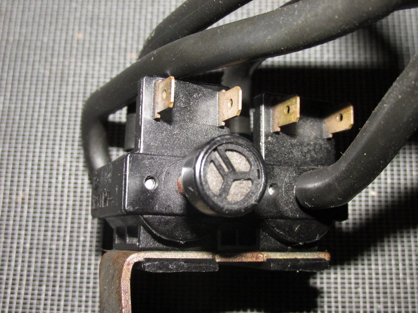 84 85 Mazda RX7 OEM 13B Vacuum VSV Valve Switch