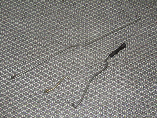 1992-1995 BMW 325 Sedan OEM Door Handle & Lock Linkage - Front Right