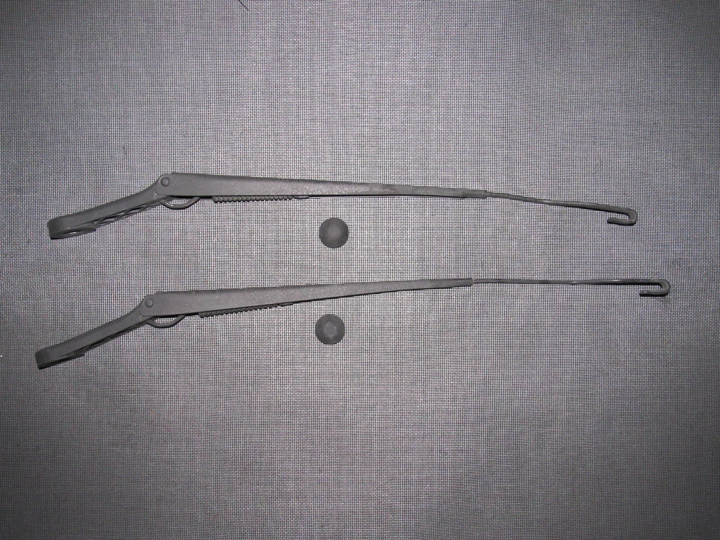 90 91 92 93 94 95 96 Nissan 300zx OEM Wiper Arm - Front Set