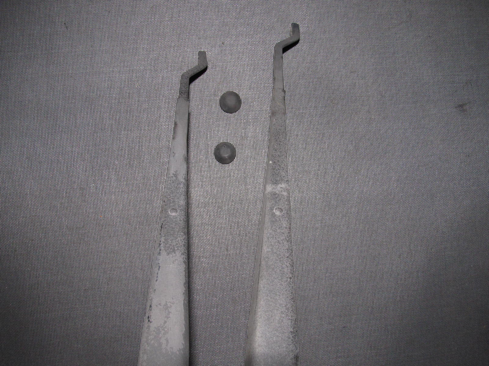 90 91 92 93 94 95 96 Nissan 300zx OEM Wiper Arm - Front Set