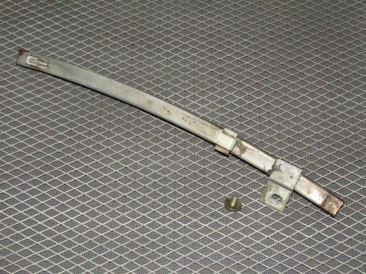 1992-1995 BMW 325 Sedan OEM Window Guide - Front Right