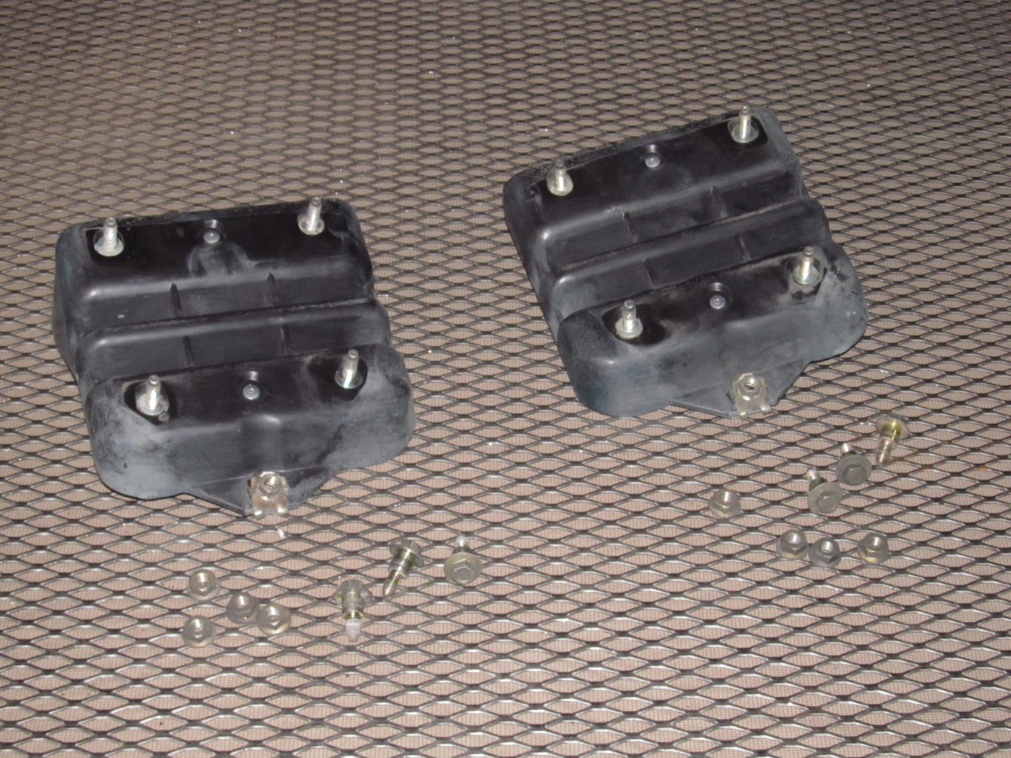 94 95 96 97 Mazda Miata OEM Rear Bumper Reinforcement Bracket