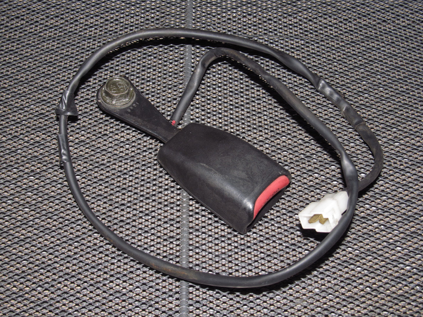 94 95 96 97 Mazda Miata OEM Front Seat Belt Buckle - Left