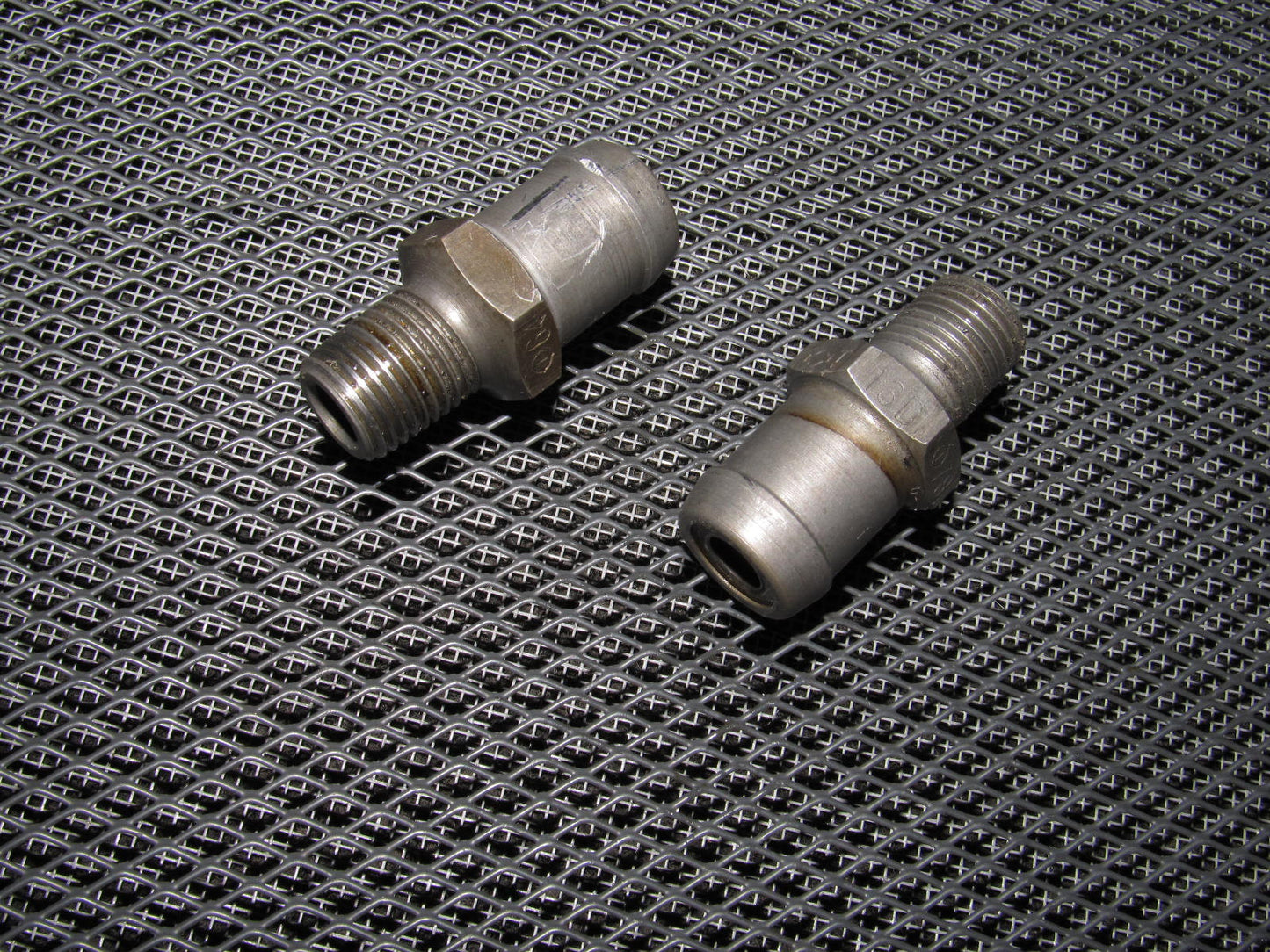 90 91 92 93 94 95 96 Nissan 300zx OEM Intake Manifold Nozzle Valve Fitting