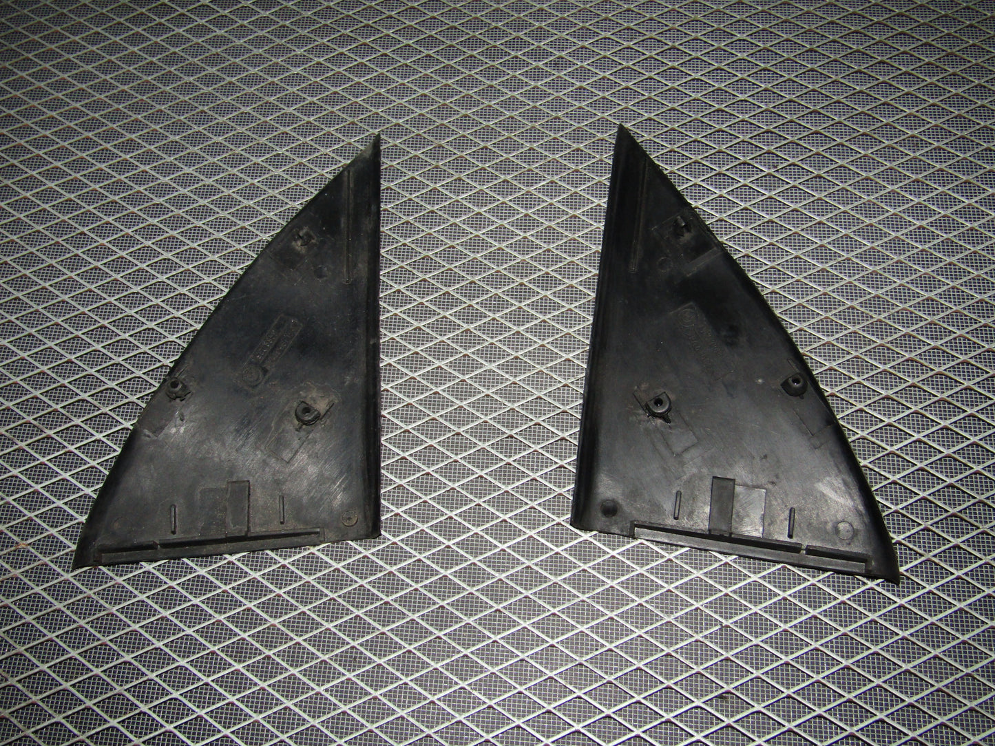 1992-1995 BMW 325 Sedan OEM Front Door Panel Interior Mirror Cover Trim