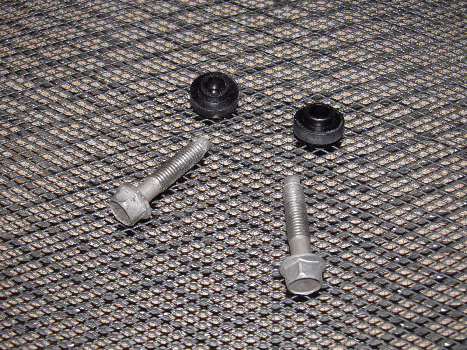 90 91 92 93 Mazda Miata OEM Fuel Rail Spacer & Bolt