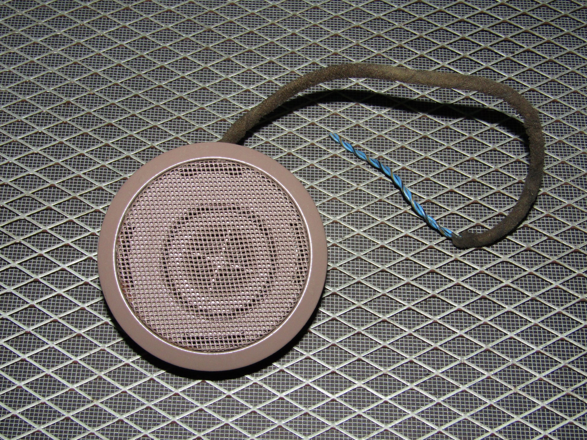 1992-1995 BMW 325 Sedan OEM Front Door Speaker - Right