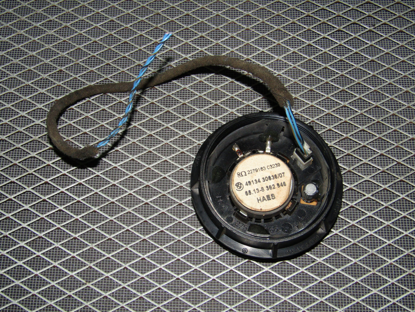 1992-1995 BMW 325 Sedan OEM Front Door Speaker - Right