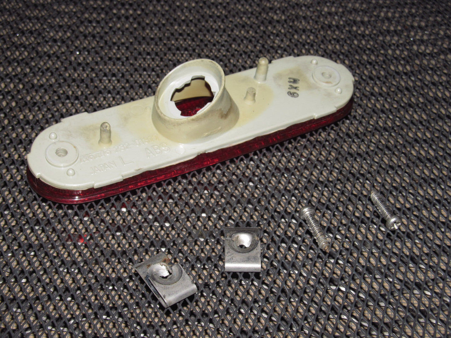 94 95 96 97 Mazda Miata OEM Rear Side Marker - Left