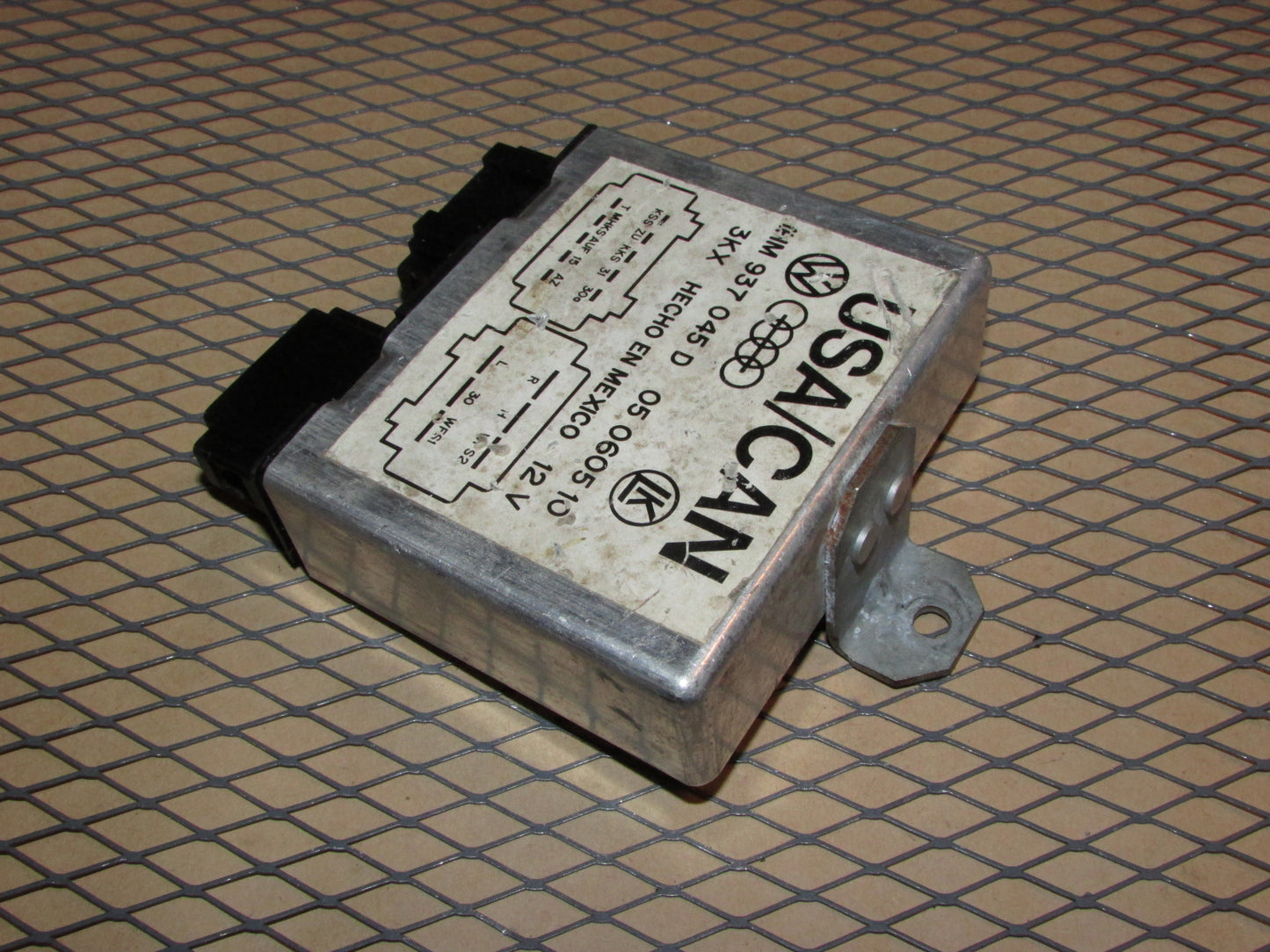 93 94 95 96 97 98 Volkswagen Jetta OEM Anti Theft Alarm Module