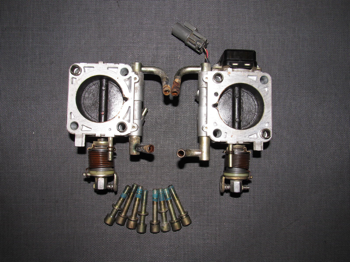 90 91 92 93 94 95 96 Nissan 300zx OEM Throttle Body & Tps Sensor - Set