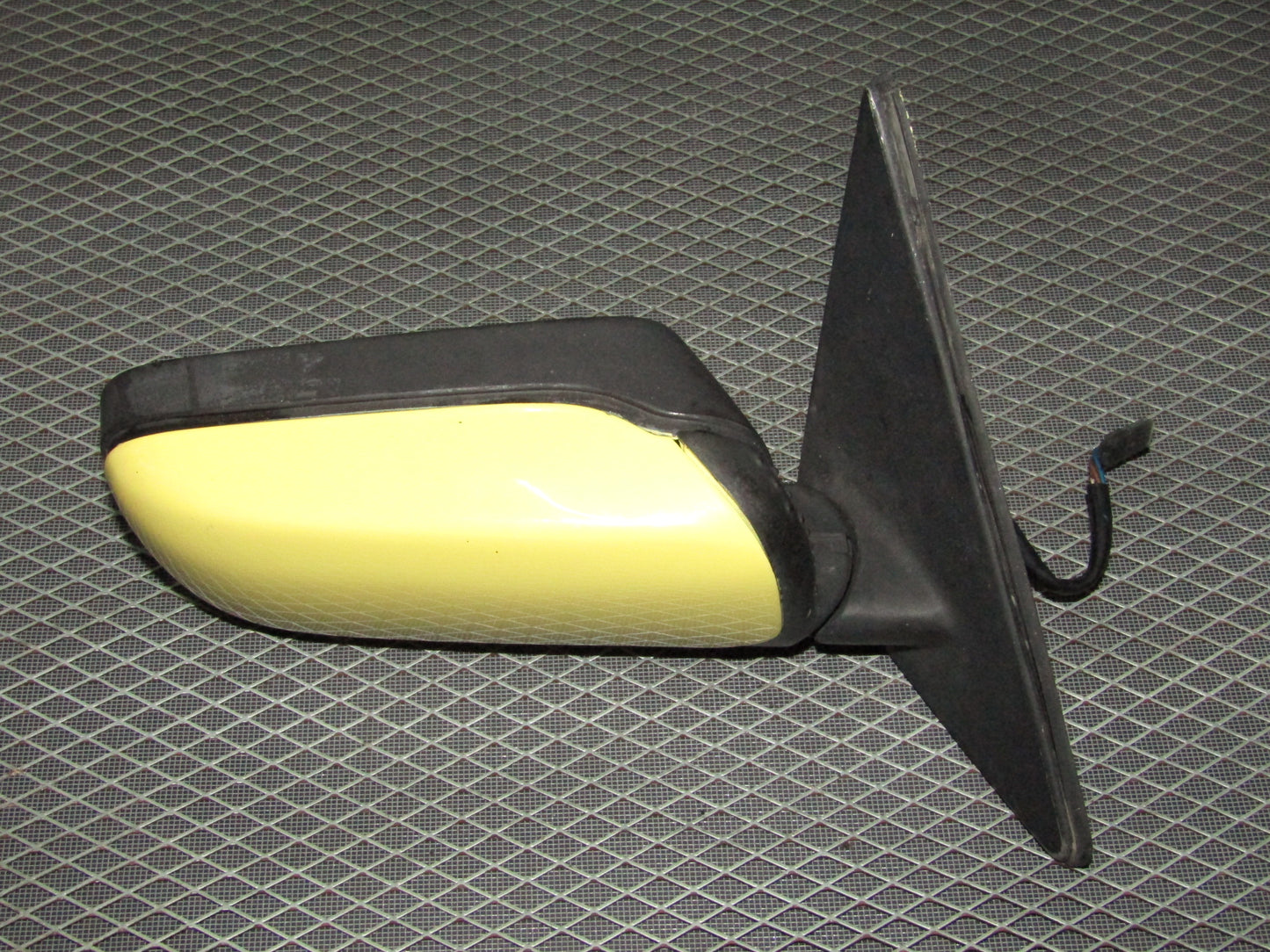 1992-1995 BMW 325 Sedan OEM Exterior Side Mirror - Right