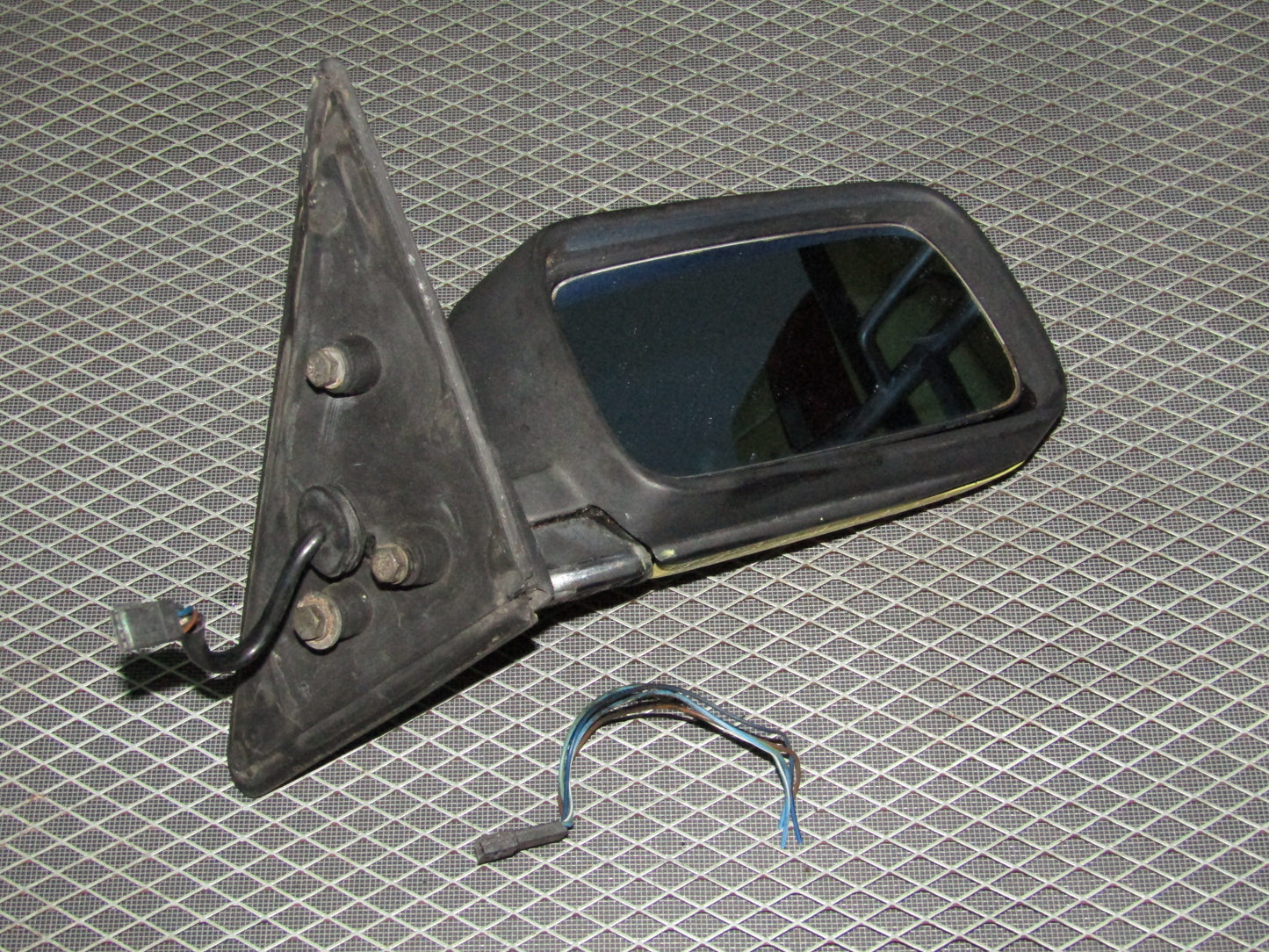1992-1995 BMW 325 Sedan OEM Exterior Side Mirror - Right