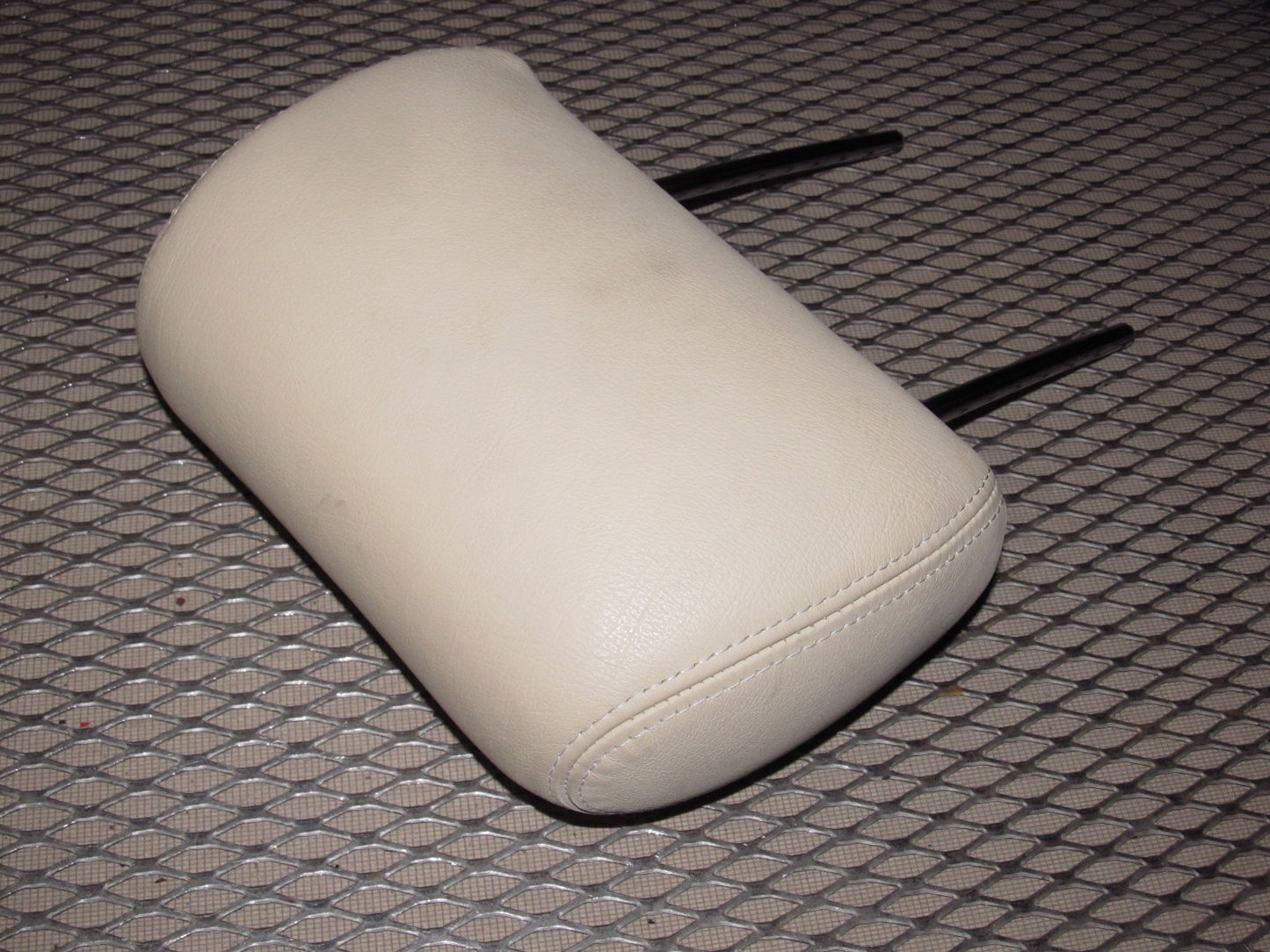 94 95 96 97 Mitsubishi 3000GT OEM Front Seat Leather Head Rest - Left
