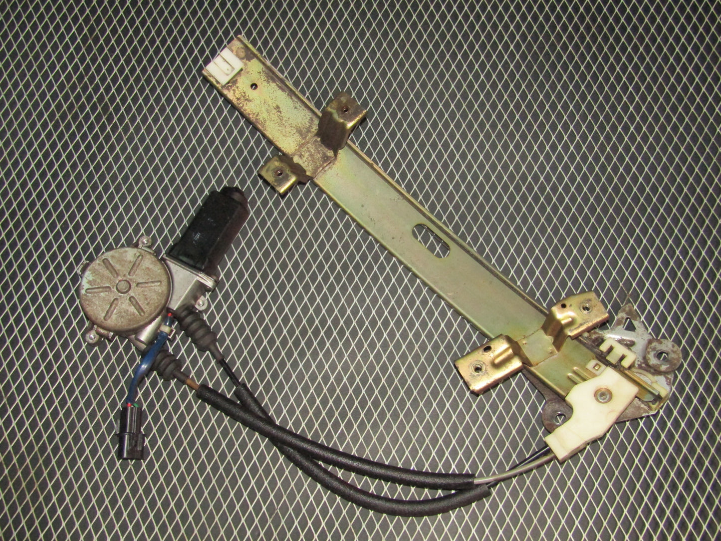 94 95 96 Mitsubishi 3000GT OEM Window Motor & Regulator - Left