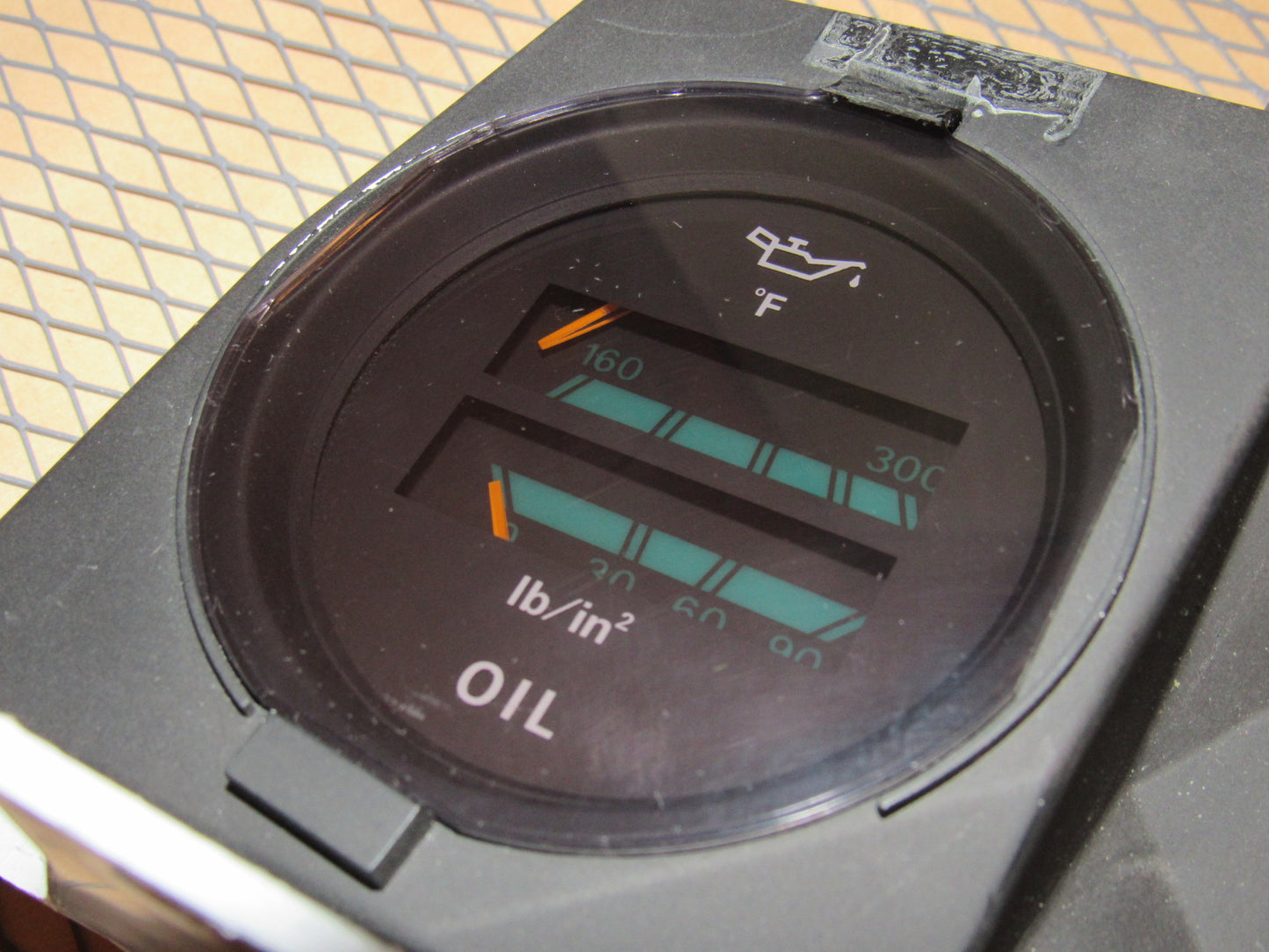 87 88 89 Nissan 300zx OEM Non Turbo Battery Fuel & Voltage Meter Gauge