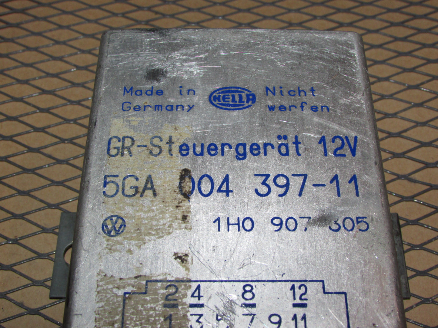 93 94 95 96 97 98 Volkswagen Jetta OEM Cruise Control Module Computer