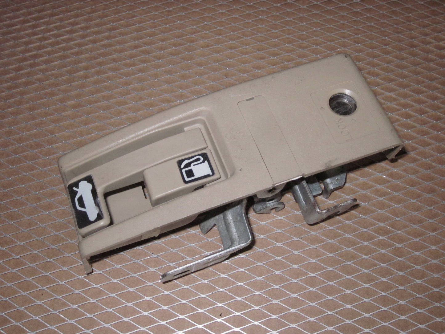 94 95 96 97 Honda Accord OEM Trunk Gas Door Release Switch Lever