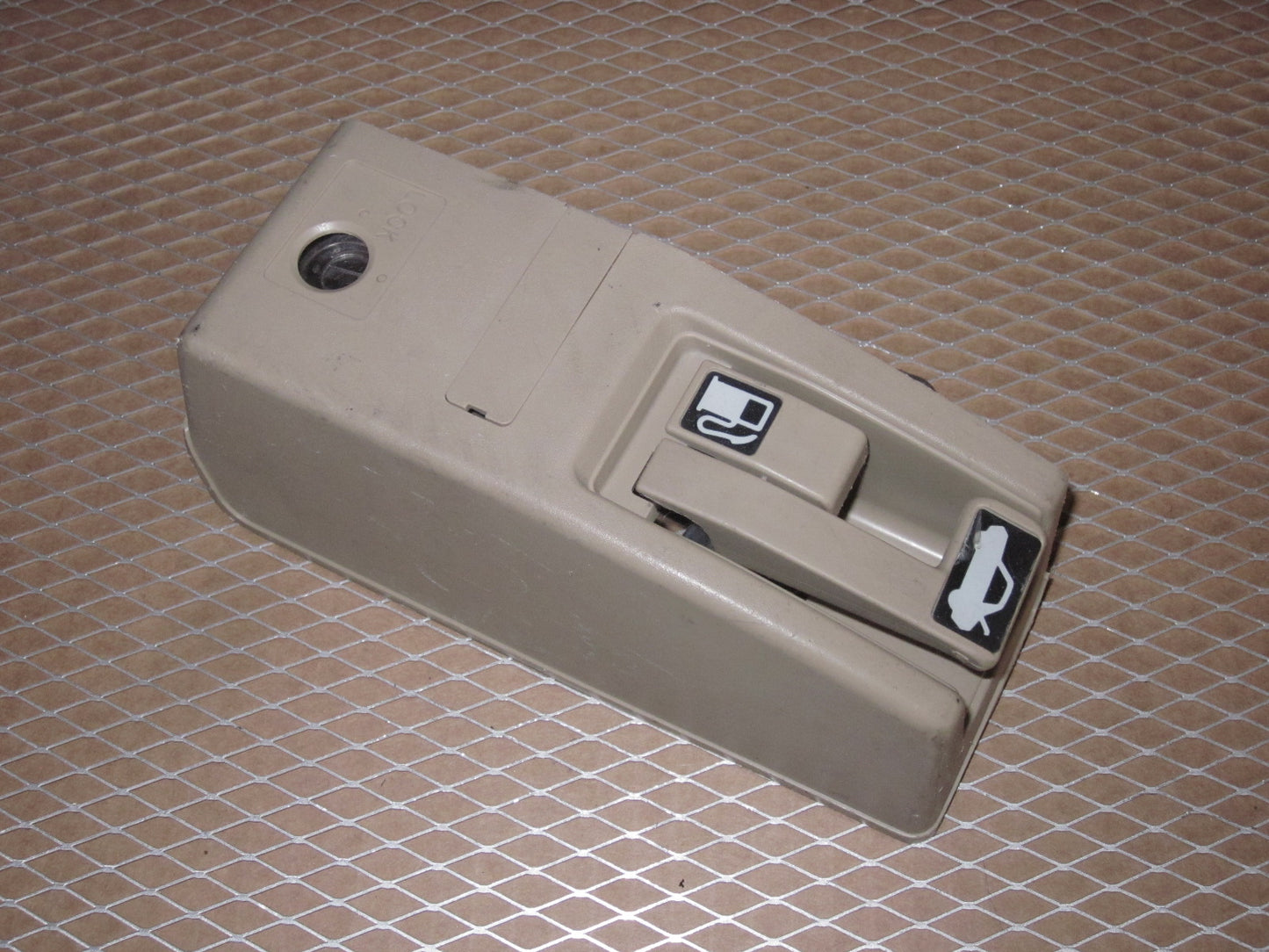 94 95 96 97 Honda Accord OEM Trunk Gas Door Release Switch Lever