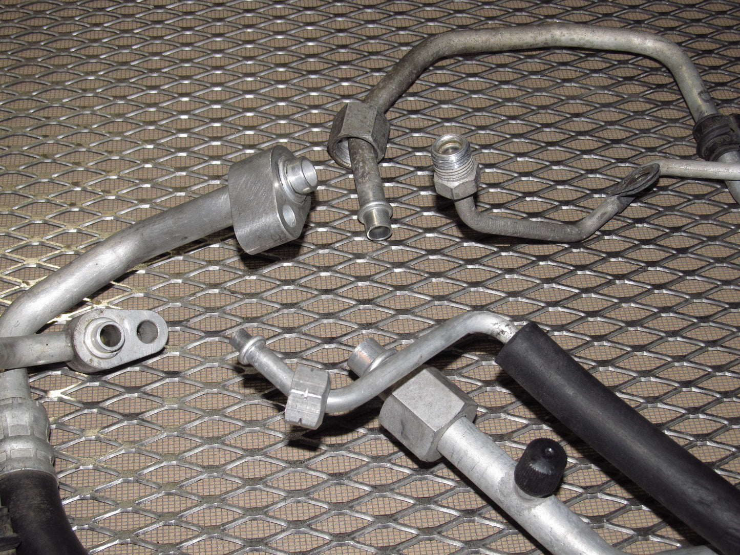 90 91 92 93 Mazda Miata OEM A/C Hose Fitting