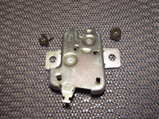 90 91 92 93 Mazda Miata OEM Trunk Latch