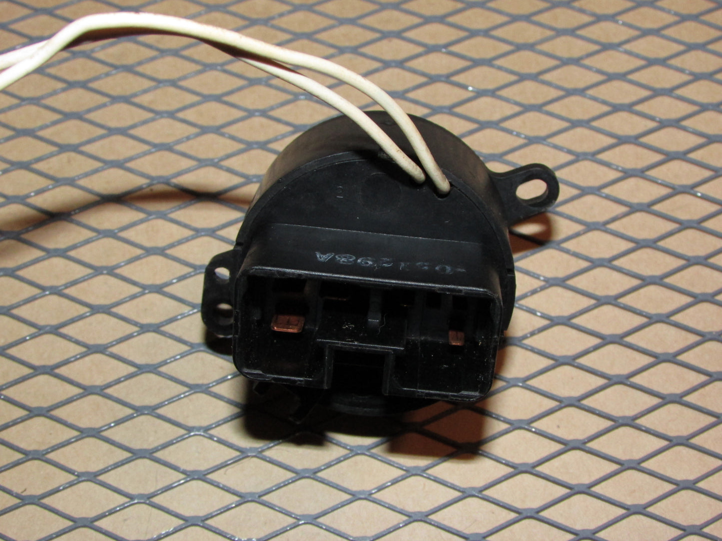 97 98 99 Toyota Camry OEM Climate Control Fan High Low Control Switch