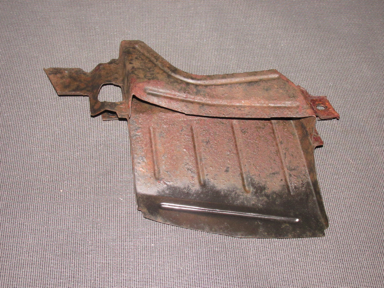 84 85 Mazda RX7 OEM Front Brake Cooling Vent - Left