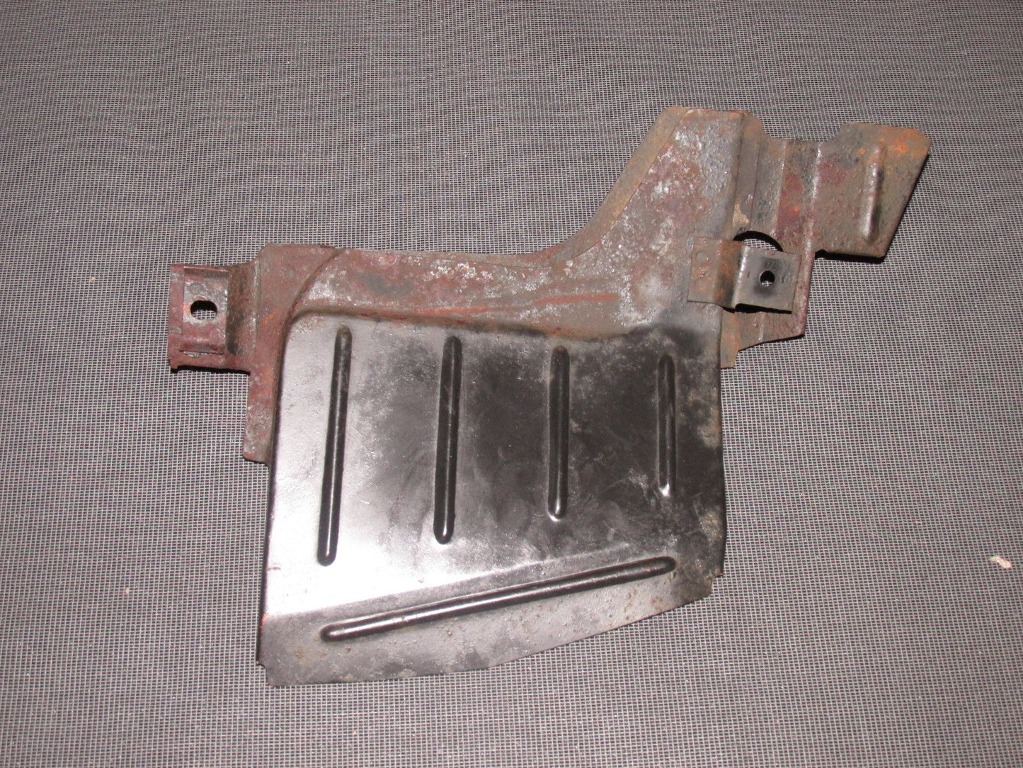 84 85 Mazda RX7 OEM Front Brake Cooling Vent - Left