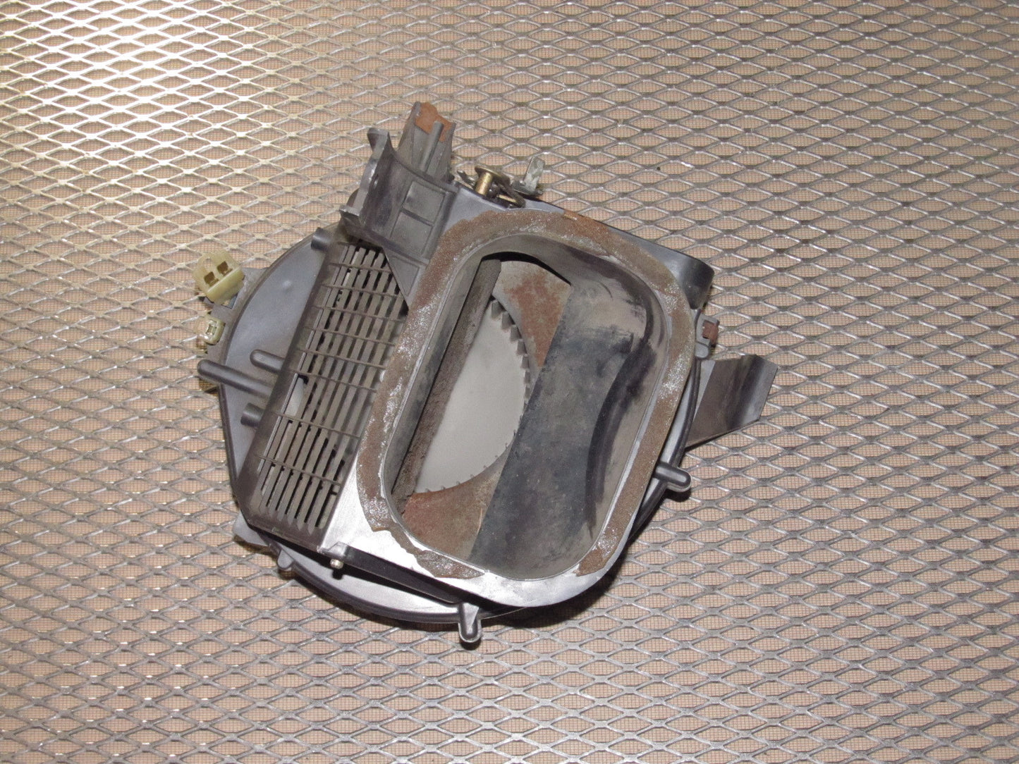 90 91 92 93 Mazda Miata OEM Blower Motor & Box