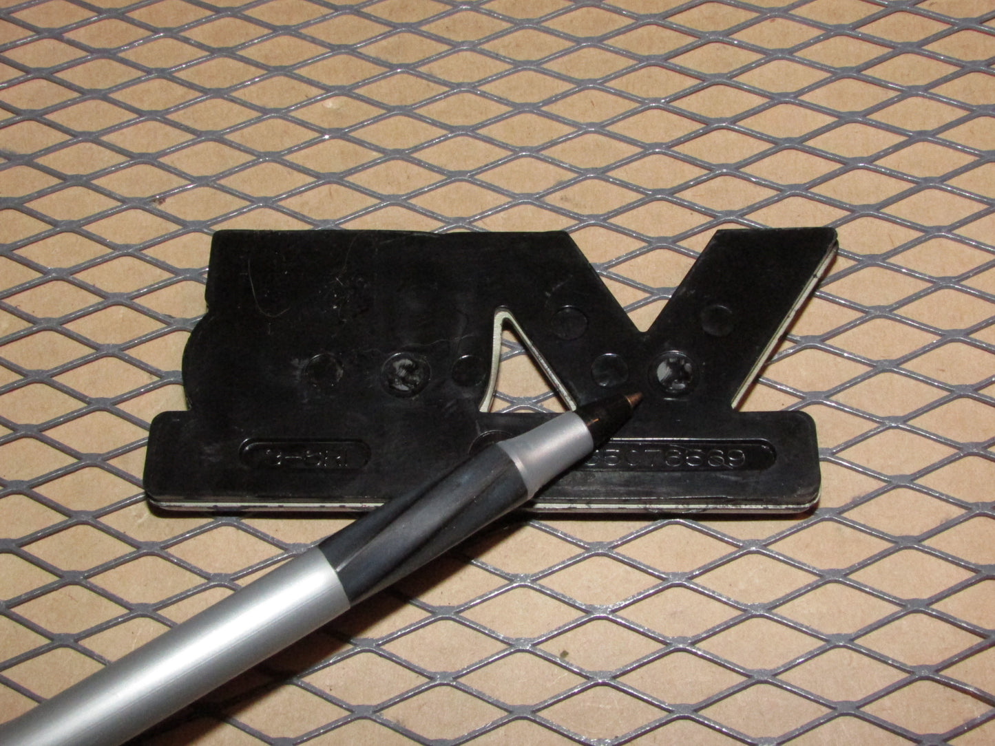 94 95 96 97 98 99 00 01 Dodge Ram OEM Front Door V6 Magnum Emblem Badge