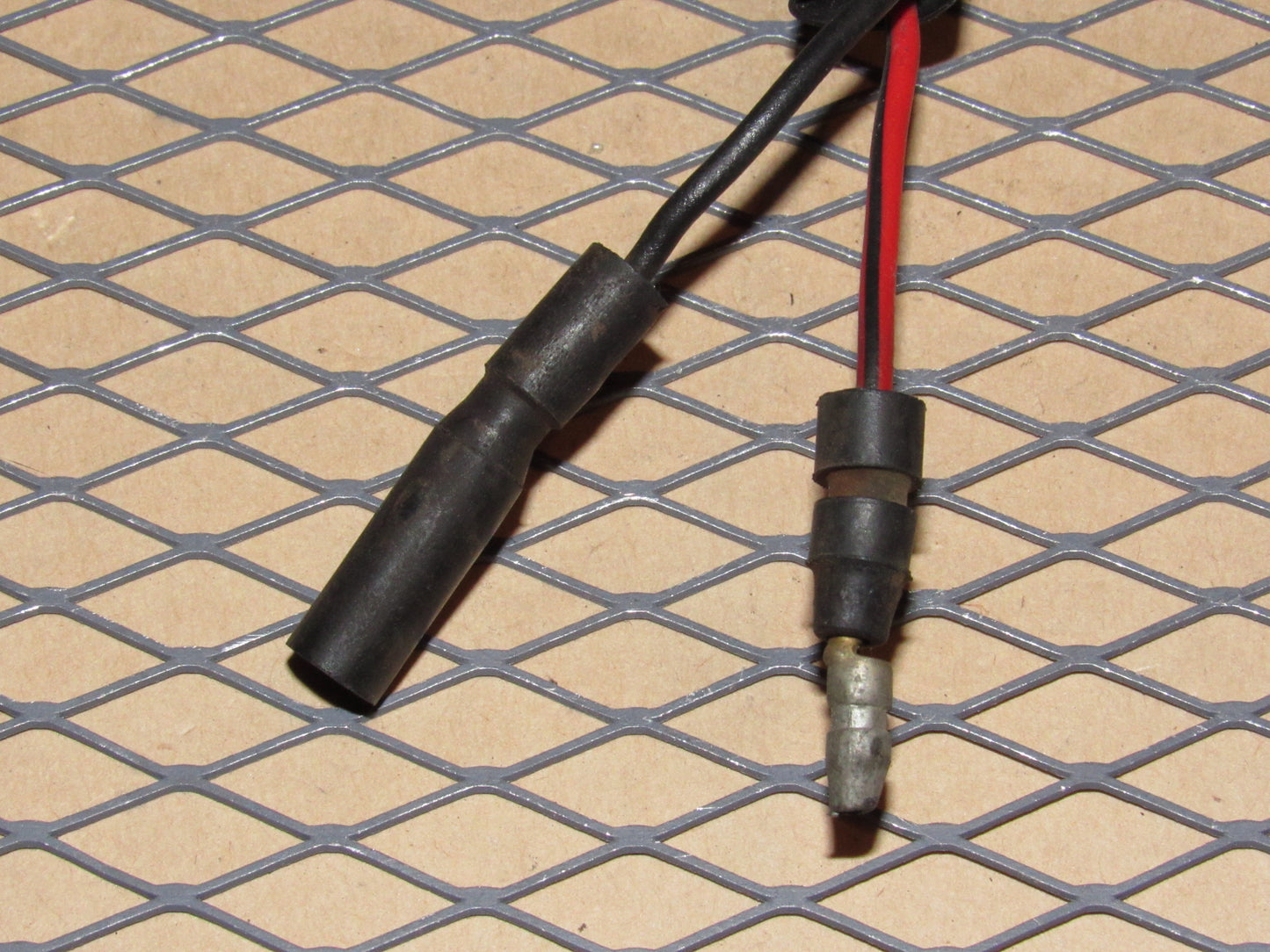 84 85 Honda Civic OEM Front Corner Turn Signal Light Lamp Bulb Socket Harness - Left