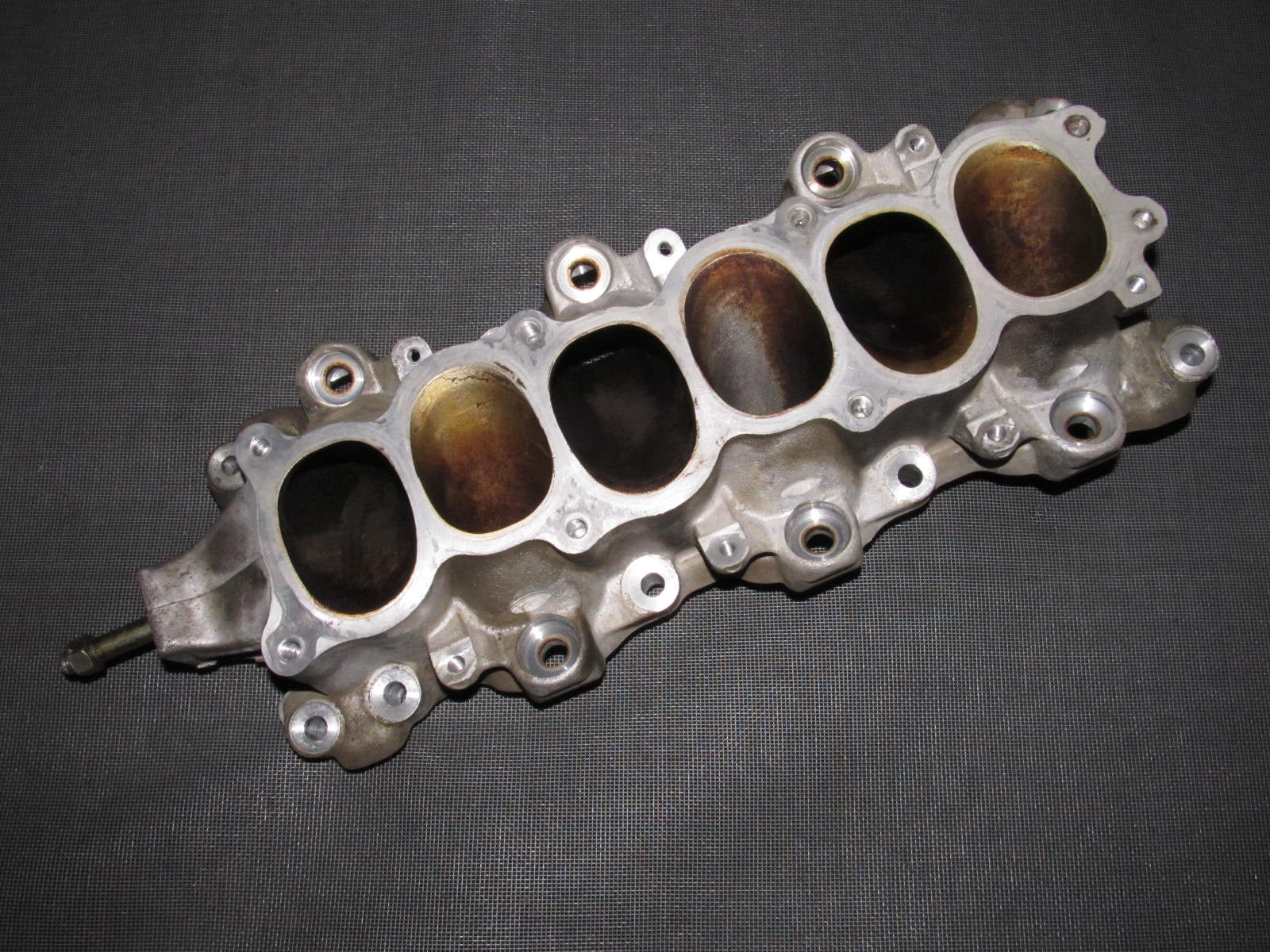 90 91 92 93 94 95 96 Nissan 300zx OEM Lower Intake Manifold Runner