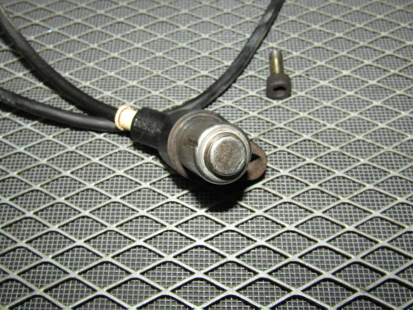 92 93 94 95 BMW 325 OEM Rear Brake ABS Sensor - Left