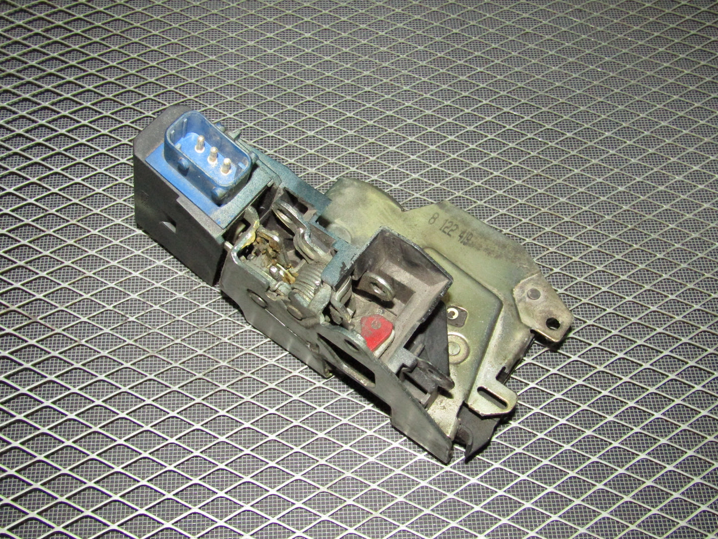 1992-1995 BMW 325 Sedan OEM Door Latch & Actuator - Rear Left