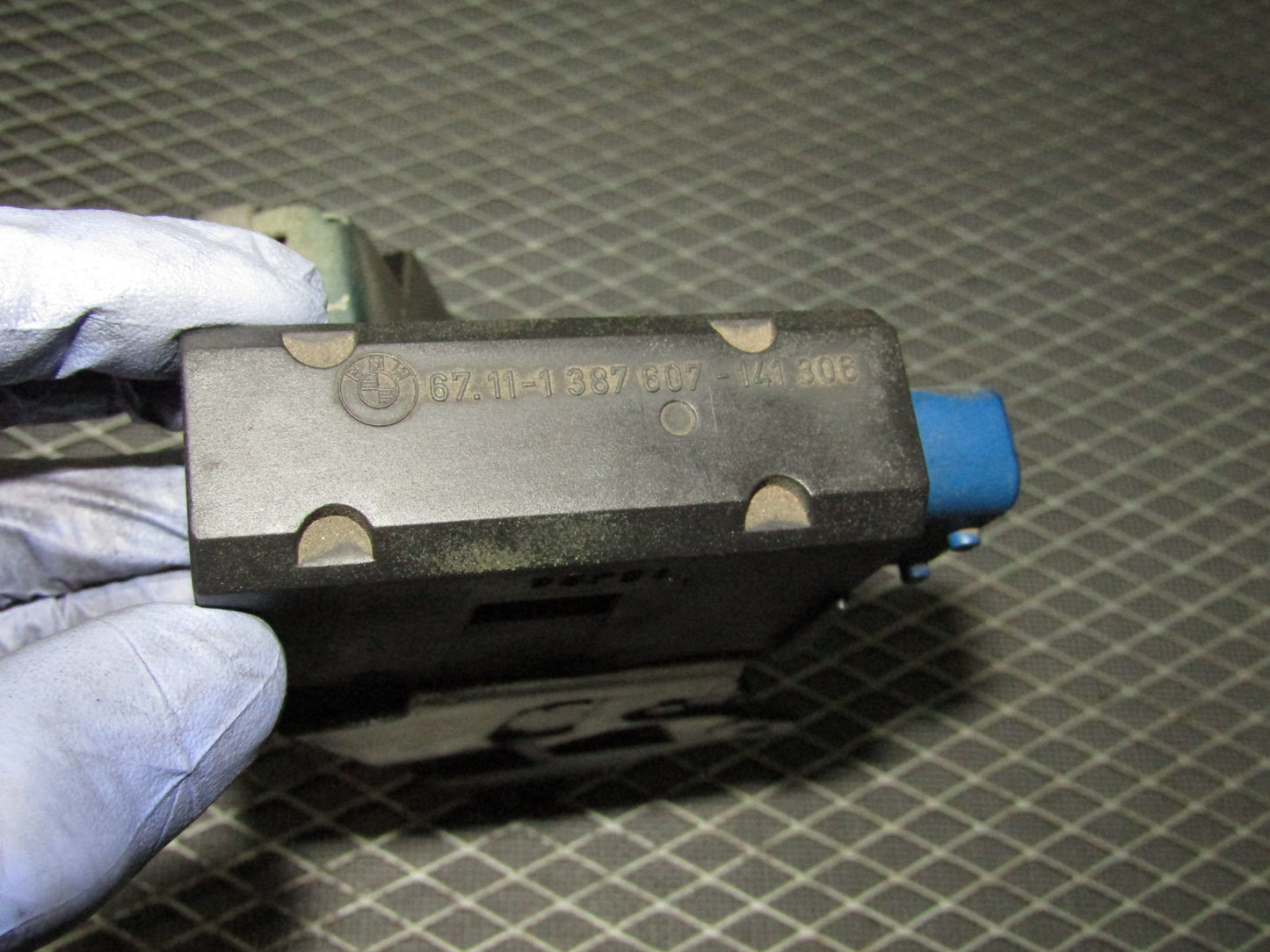 1992-1995 BMW 325 Sedan OEM Door Latch & Actuator - Rear Left