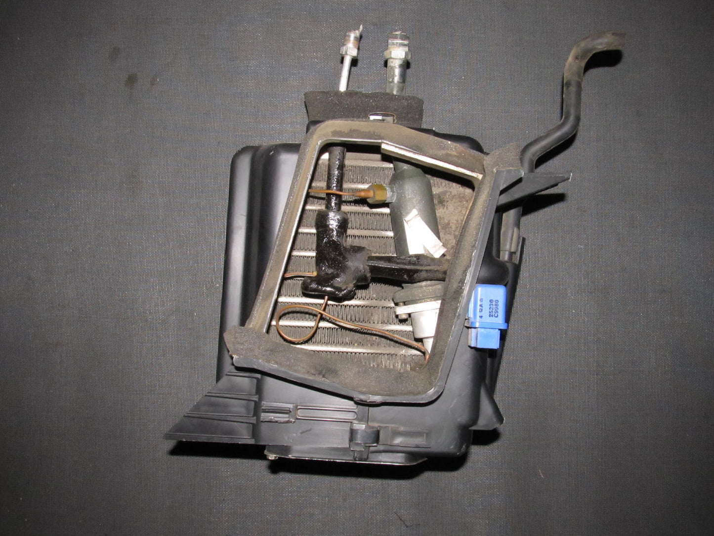 90 91 92 93 94 95 96 Nissan 300zx OEM A/C Evaporator Core With Box90 91 92 93 94 95 96 Nissan 300zx OEM A/C Evaporator Core With Box
