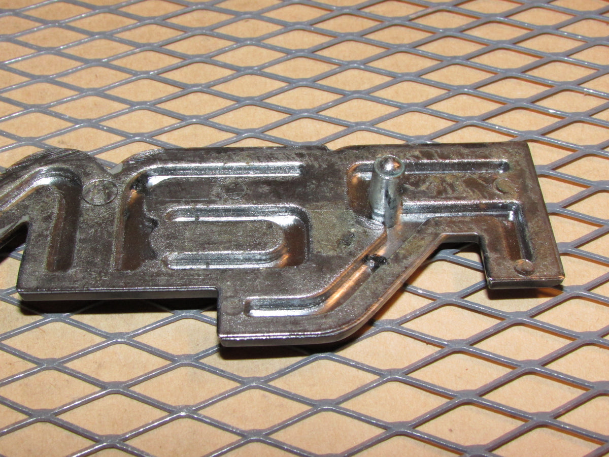 93 94 95 96 97 Ford Ranger OEM Front Fender XLT Emblem Badge