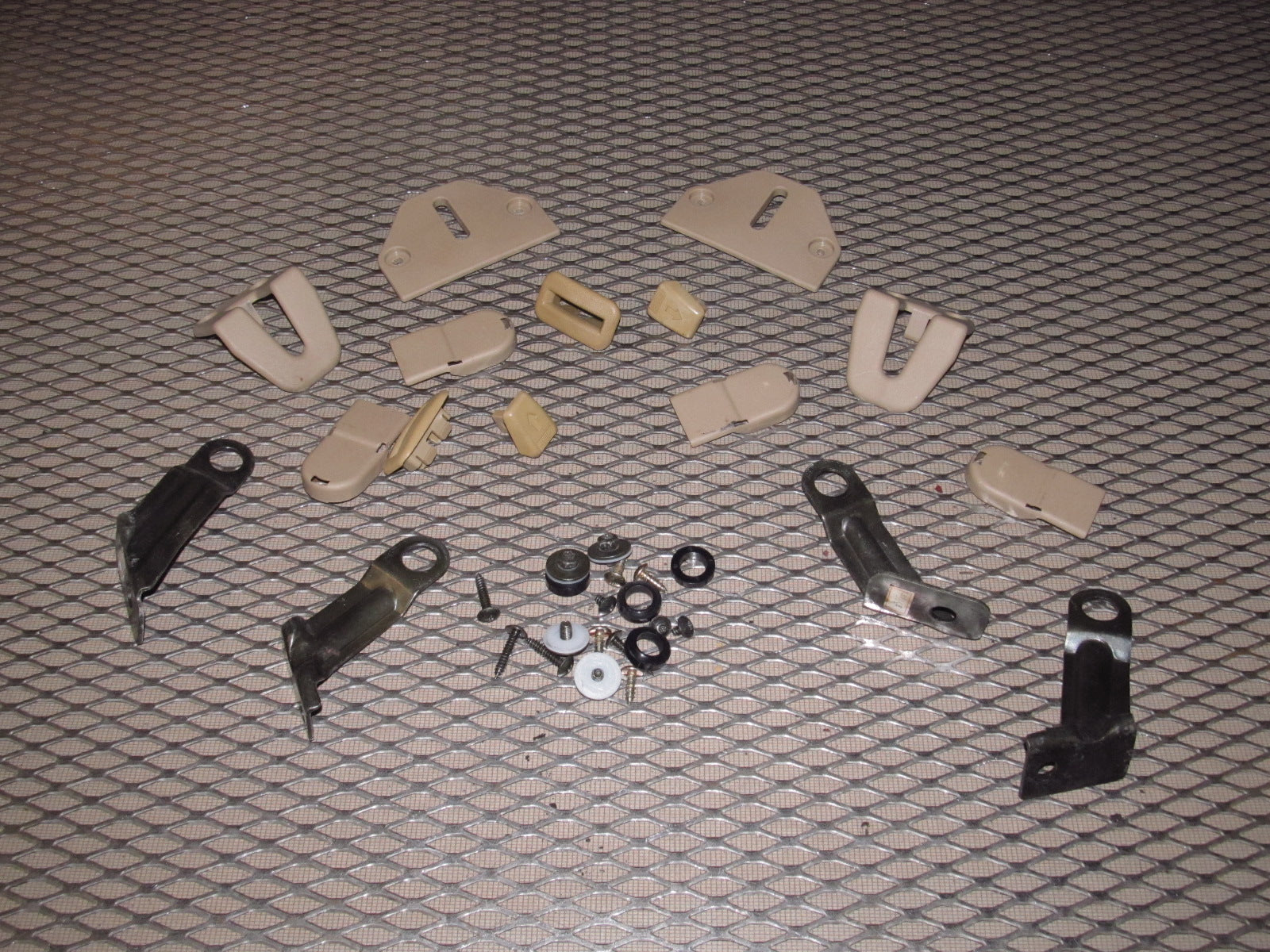 94 95 96 97 Mitsubishi 3000GT OEM Rear Seat Recliner Set
