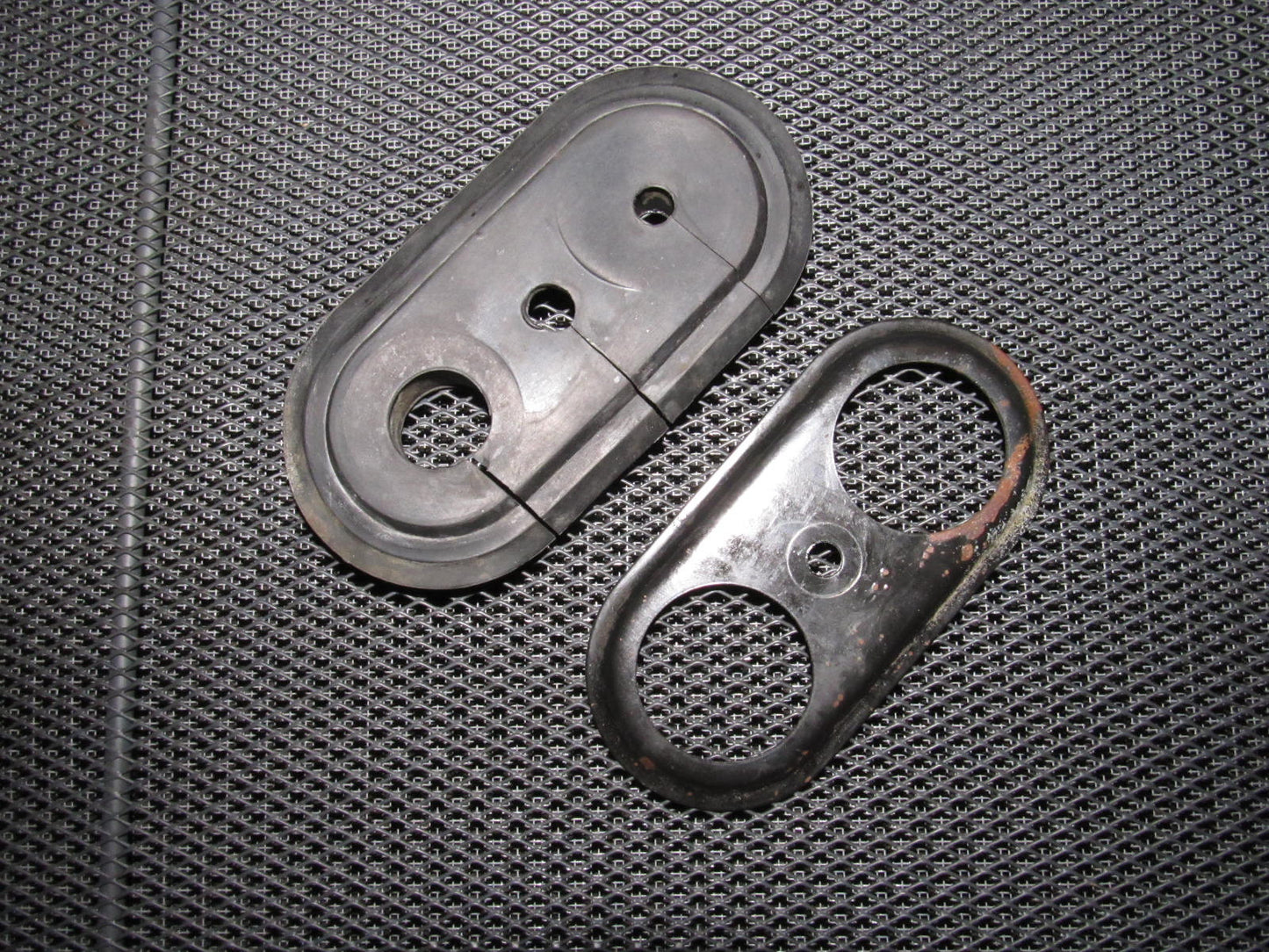 90 91 92 93 94 95 96 Nissan 300zx OEM A/C Evaporator Core Grommet