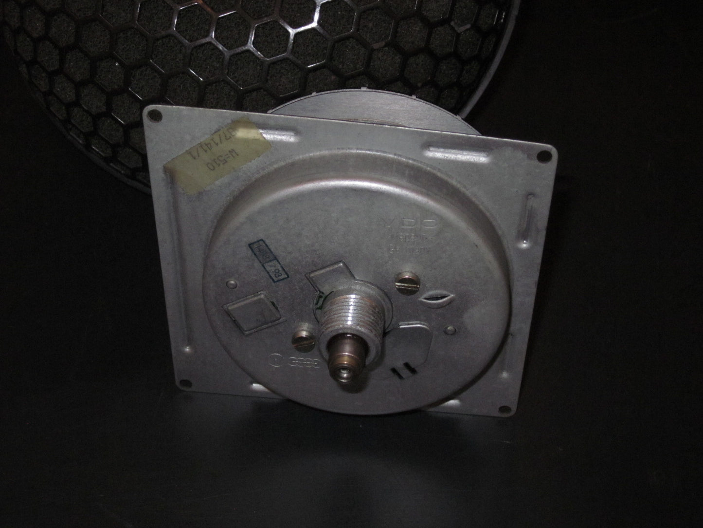 80 81 82 83 Volkswagen Vanagon OEM KPH Speedometer Gauge