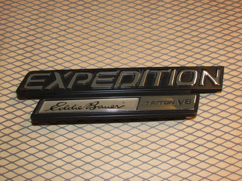 97 98 99 00 01 02 Ford Expedition OEM Front Fender Emblem Badge