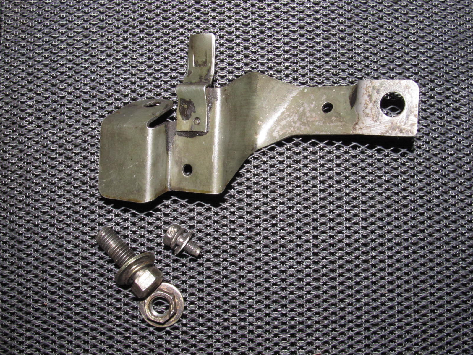 90 91 92 93 94 95 96 Nissan 300zx OEM Starter Motor Bracket